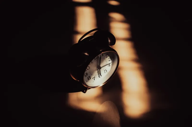 Clockwork Hormones: How the Timing of MK-677 Administration Shapes GH Pulse Dynamics and Sleep Architecture
